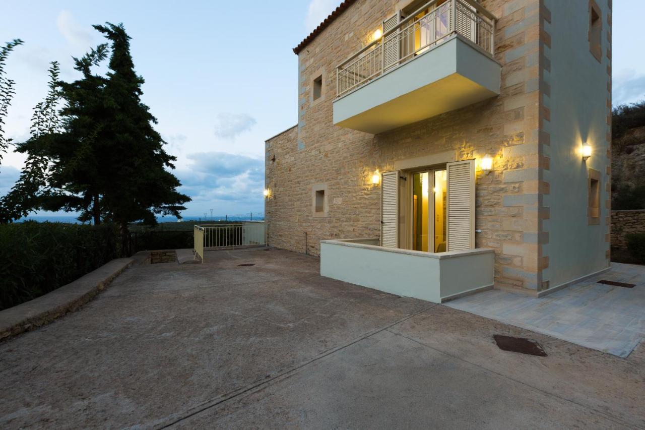 Willa Estate *