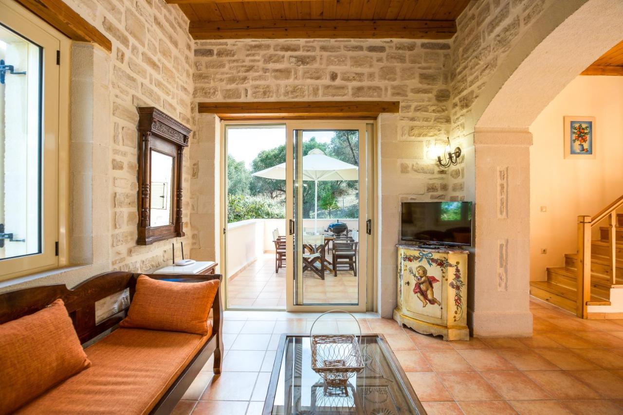 Willa Estate Maroulás