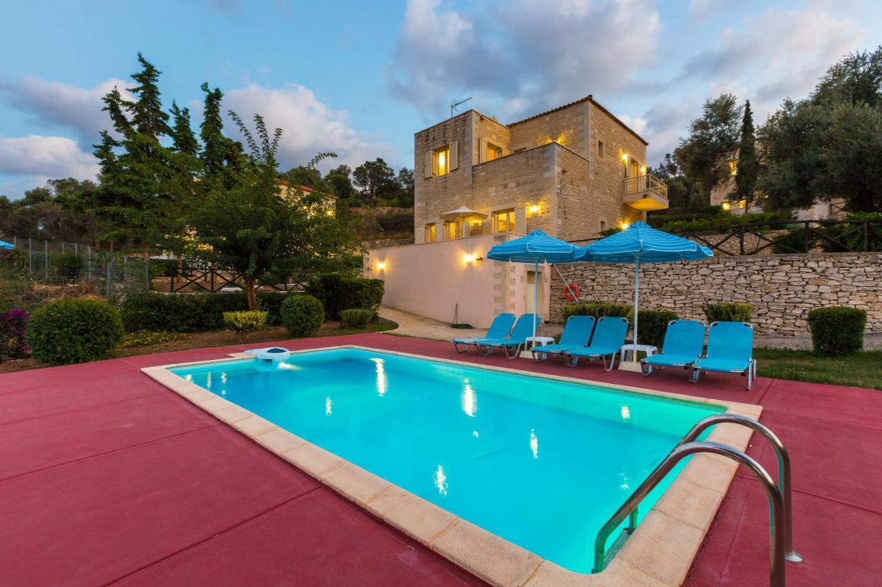 Willa Estate Maroulás
